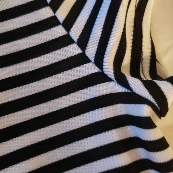 To the Max! Top - Picture 12 of 16